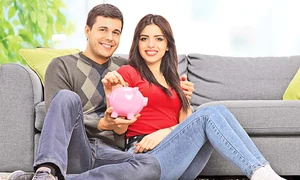 cuplu economii12121 0 jpeg