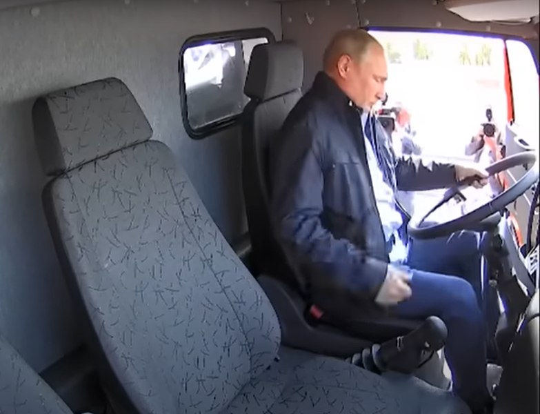 Rusia acceptă mandarine în loc de bani, din cauza sancțiunilor occidentale. Ce trocuri mai face regimul lui Putin