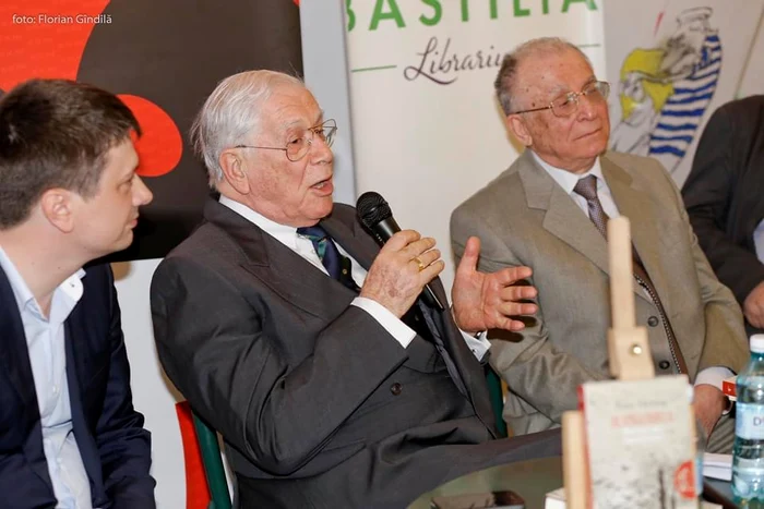Foto 5 Ion Iliescu si Peter Gardosh jpg