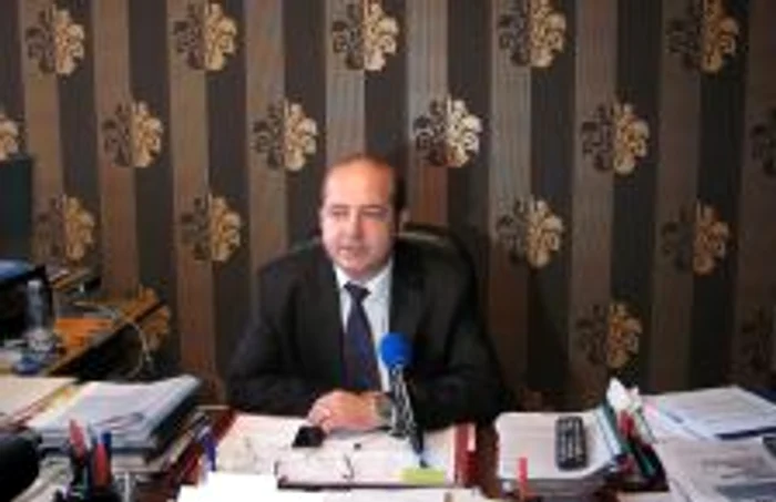 Primarul Victor Drăguşin