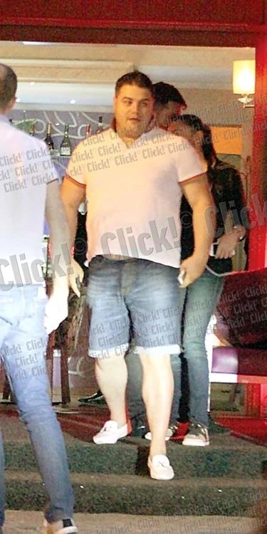 Franco şi Carmen au luat masa în oraş, sub atenta supraveghere a lui Rustem Petrişor (Fotografii: Mihai Ionescu)