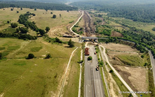 Autostrada cu tuneluri Foto Daniel Guță (11) JPG
