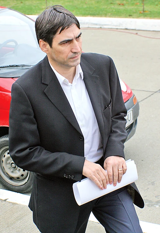 
    Victor Piţurcă  