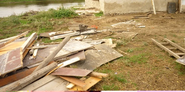 demolare adaposturi