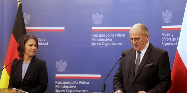 Conferinta de presa Annalena Baerbock si Zbigniew Rau FOTO EPA-EFE