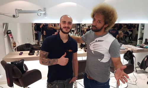Kamara a apelat la ajutorul unui stilist jpeg
