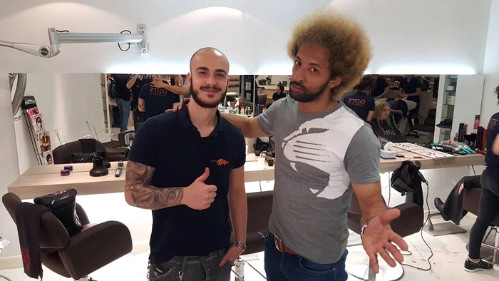 Kamara a apelat la ajutorul unui stilist