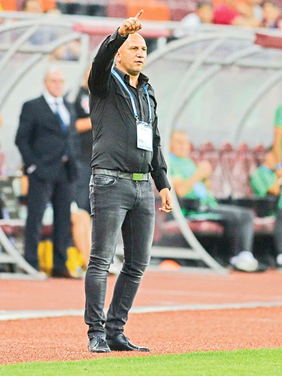 Miriuţă, un antrenor cu mari bătăi de cap Foto: Sportpictures.eu