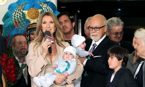 Celine Dion, alături de Rene Angelil şi cei trei copii ai lor, Rene Charles şi gemenii Eddy şi Nelson jpeg