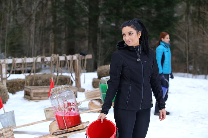 
    Paula Pavel intră în "Ferma" să-și răzbune soraFoto: Pro Tv  