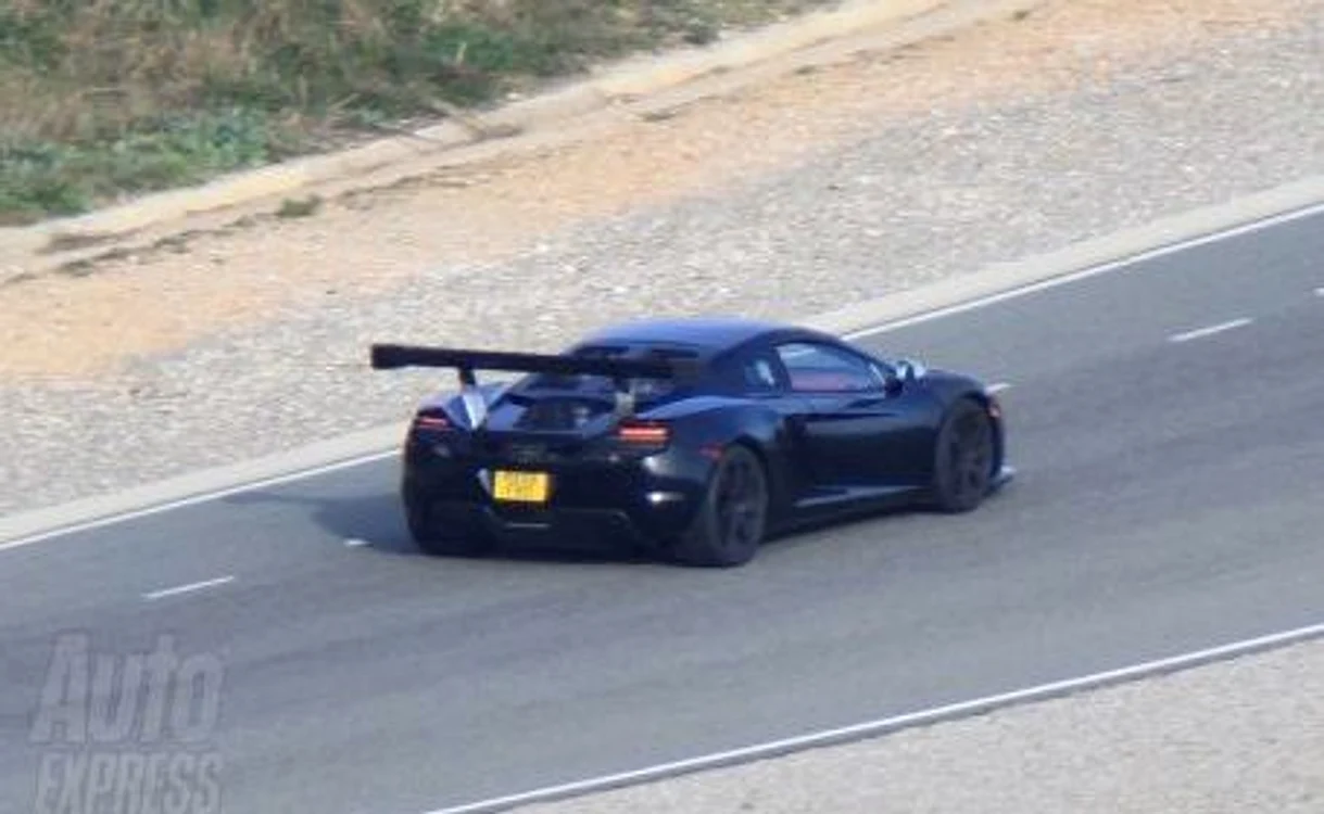 Primele imagini cu MP4-12C GT3 de la McLaren (Foto: Autoexpress)