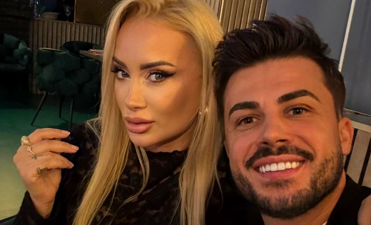 Simona Trașcă și-a găsit un nou iubit, solistul Marian Buzilă foto: Arhivă personală  