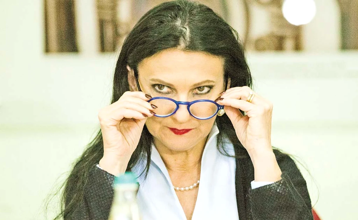 Sorina Pintea este acuzată că a panicat degeaba populaţia