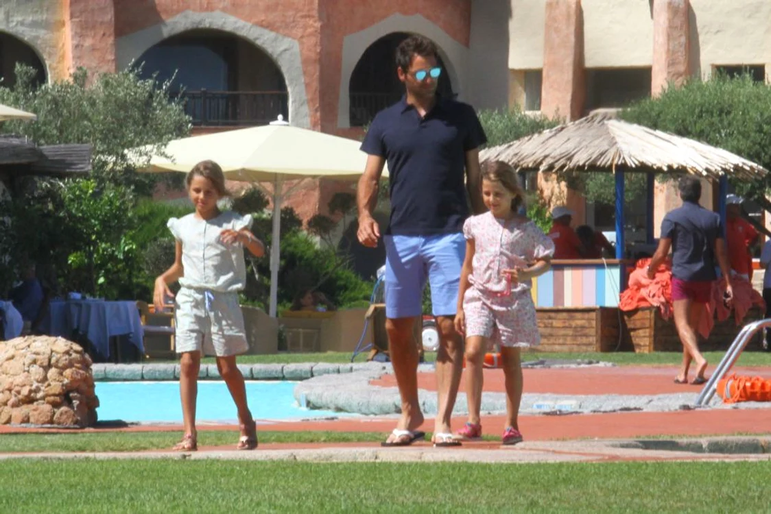 Roger Federer and family relax in Sardinia jpeg