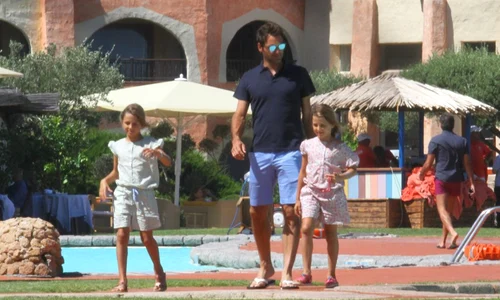 Roger Federer and family relax in Sardinia jpeg