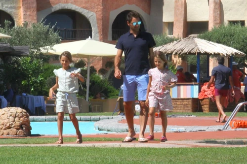 Roger Federer and family relax in Sardinia jpeg