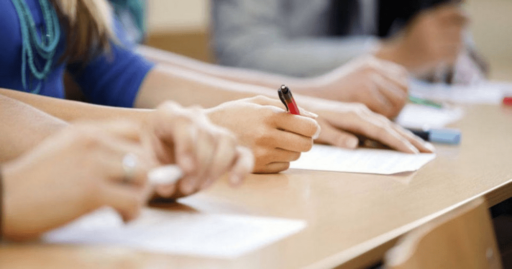 Luni începe simularea pentru Bac 2023. În ce condiții se trec notele în catalog