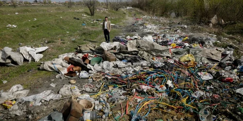 Control al Gărzii de Mediu în Sinteşti Ilfov deseuri FOTO Inquam Photos / George Călin