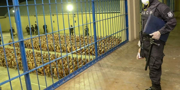 Membrii bandelor din El Salvador