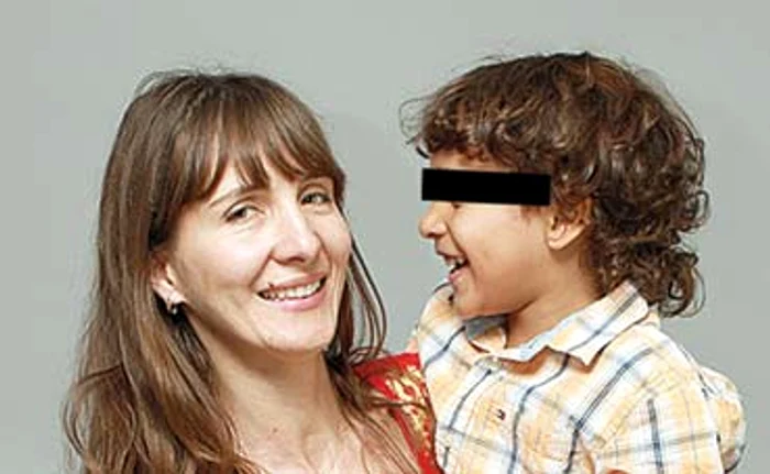 
    Executorul judecătoresc nu-l mai poate  lua pe Anthony de lângă mama lui  