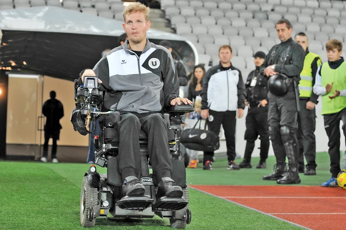 
    Neşu a revenit anul  trecut în fotbalul  românesc, lucrând  în staff-ul formaţiei  „U” Cluj Foto: mediafax   