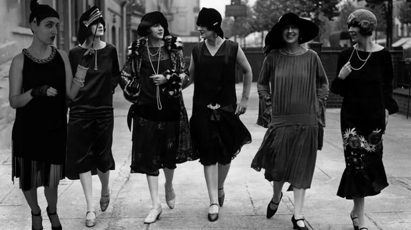 Flappers: feminism, inovație și extravaganță la începuturile epocii interbelice jpeg