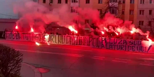 5e6e6b9c5163ec4271f4a0e1 jpg