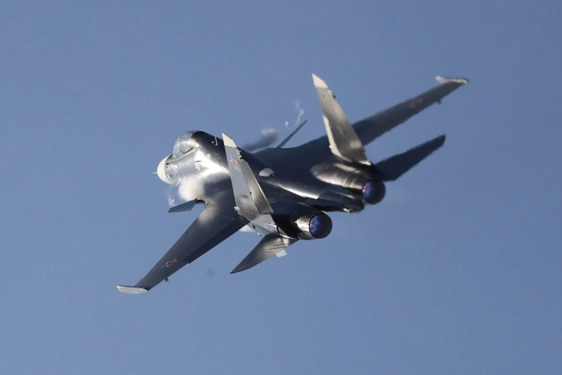 Avion de luptă Sukhoi Su-30SM FOTO EPA-EFE