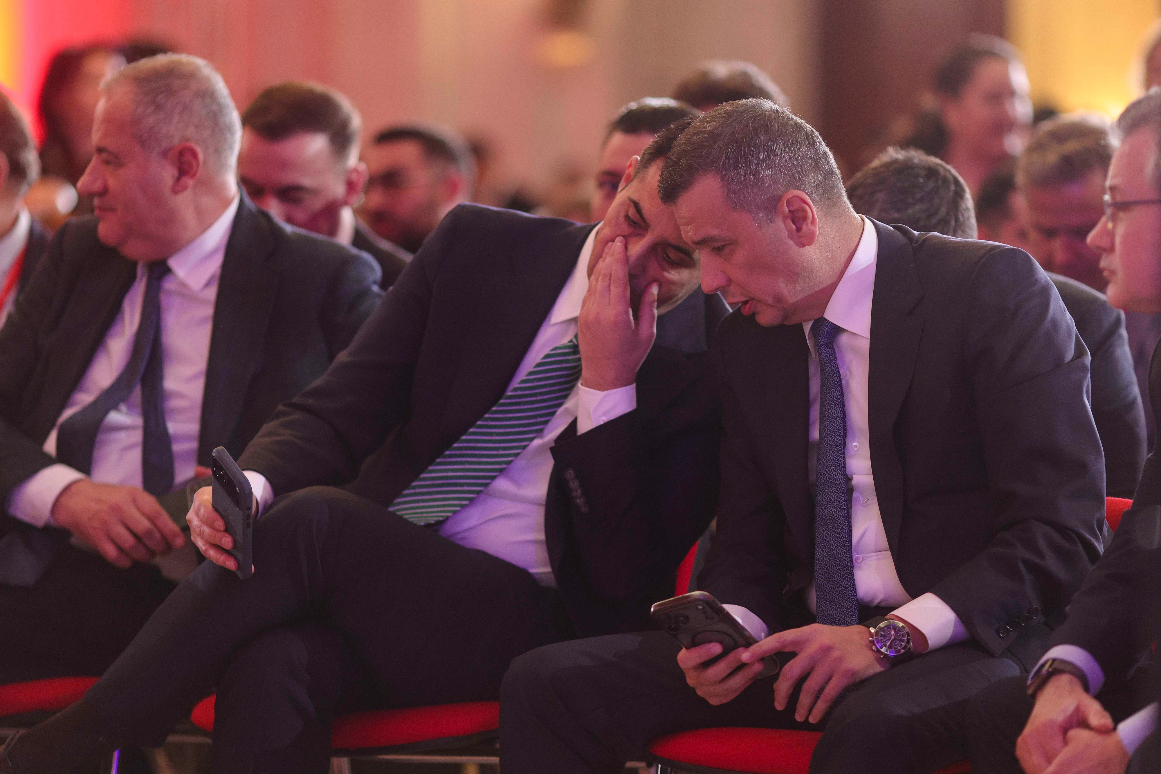Biroul Permanent Naţional al PSD se reuneşte pentru a analiza scenariile cu privire la formarea unui nou guvern
