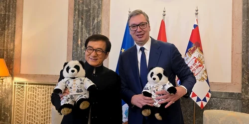 Jackie Chan Aleksandar Vucic facebook jpg