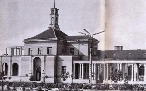 restaurantul corvinul foto Facebook hunedoara istorie cultura si turism
