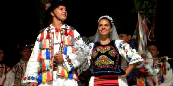 Bistriţa : Zamfira, de trei ori mireasă