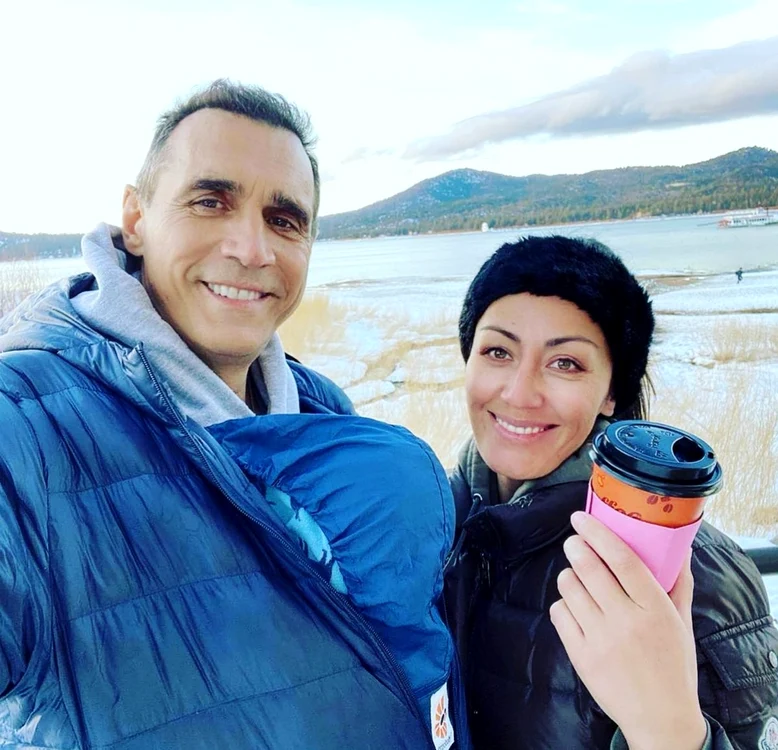 Adrian Paul alături de soția lui Alexandra Tonelli - foto Instagram
