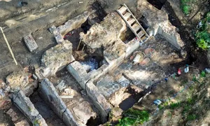 Vedere a clădirii descoperite pe Colina Celiană (© Ministero della Cultura)