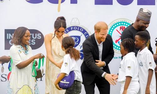 Meghan Markle și Harry în Nigeria GettyImages 2152632644 jpg
