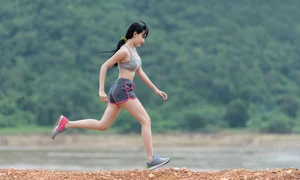 sasint woman 1822459 jpg