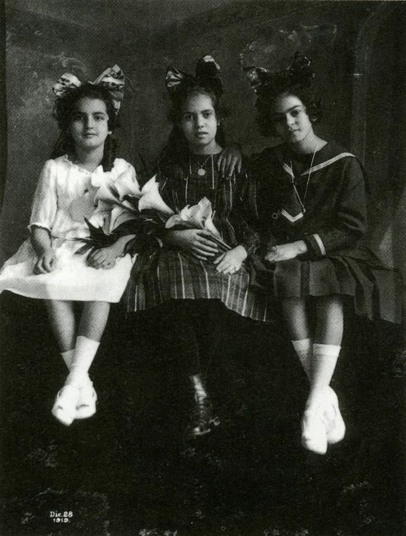 Portraits of Young Frida Kahlo by Her Father Guillermo Kahlo 6 jpg jpeg