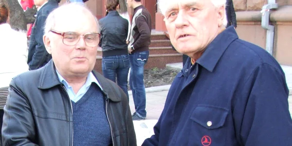 Ultima poză a lui Valeriu Graur (stânga), alături de Tudor Basarabeanu