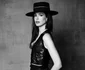 Anne Hathaway in pictorialul Elle Instagram (5) jpg