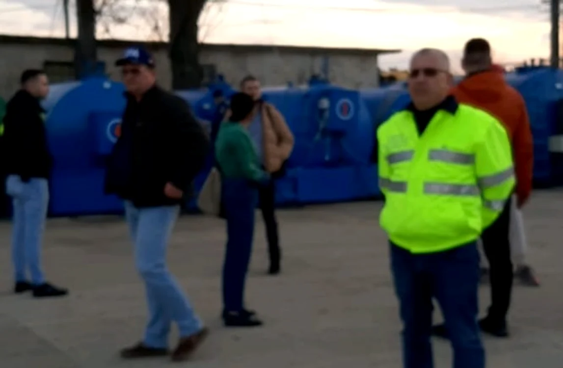 Control la o firmă din Smârdan Sursa foto: Garda Națională de Mediu