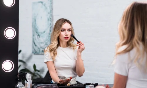 Clickpentrufemei Vara 2024 Top 10 tendințe în coafuri & makeup jpg