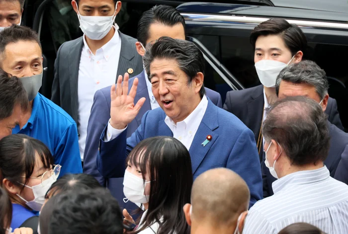 Shinzo Abe a murit impuscat (1) jpg