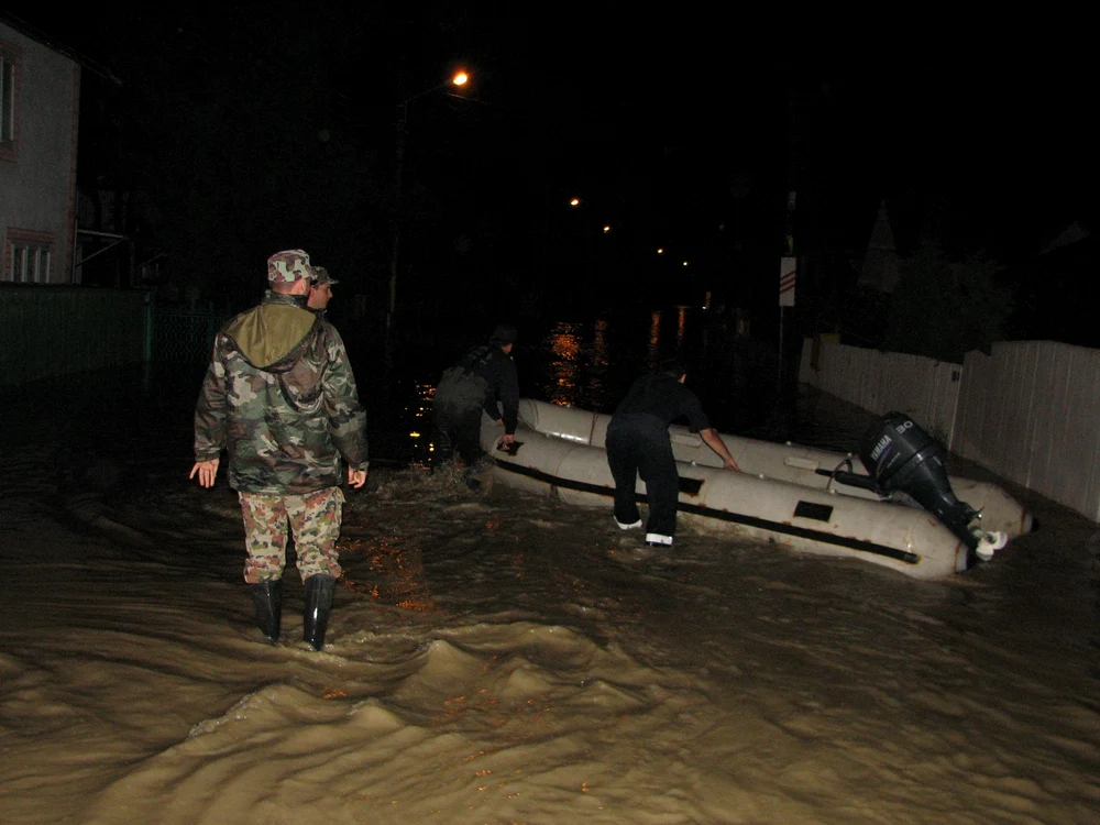 
    Inundaţii severe în judeţul Botoşani  