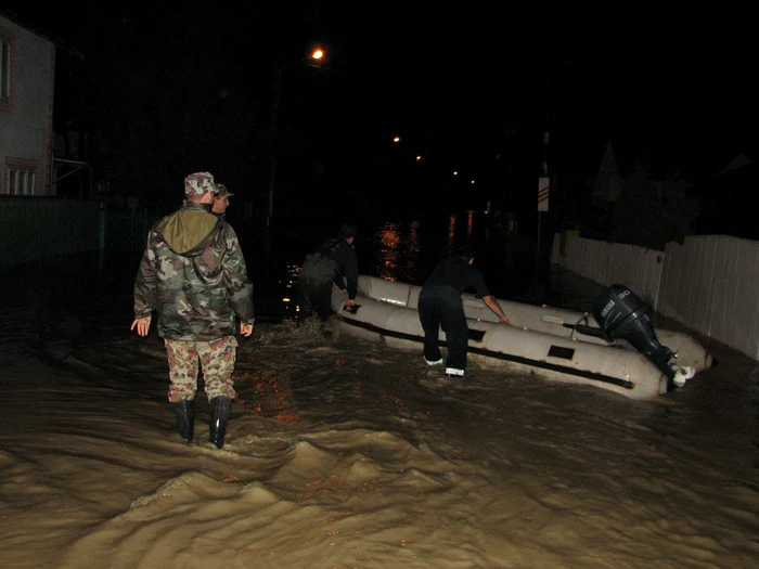 
    Inundaţii severe în judeţul Botoşani  