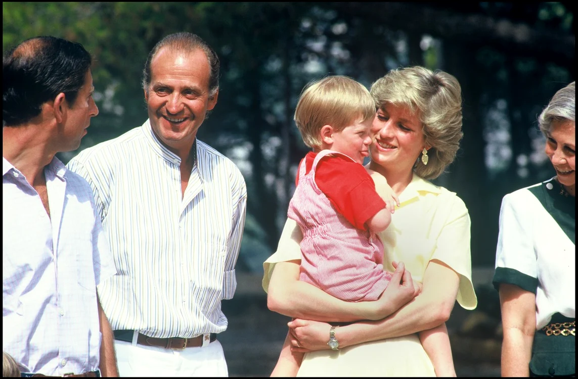 Prințesa Diana cu Harry și Will (3) jpg
