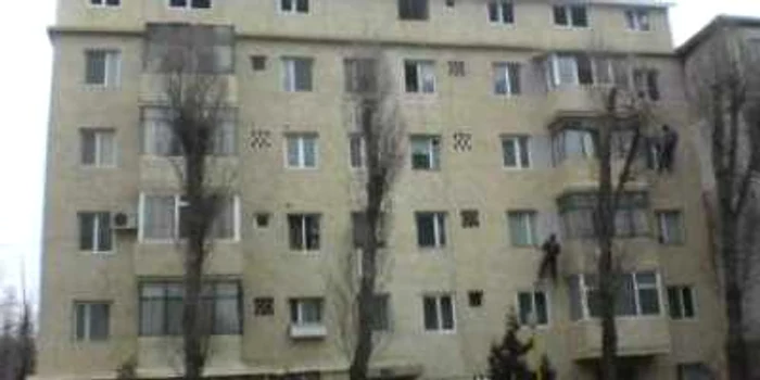 Iaşi: 84 de mansarde construite ilegal cu un prejudiciu de două milioane de lei
