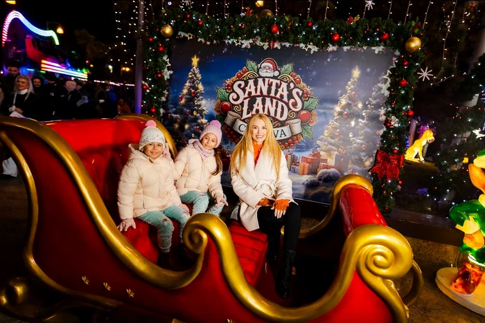 Andreea Bălan la târgul de Crăciun foto PR jpg