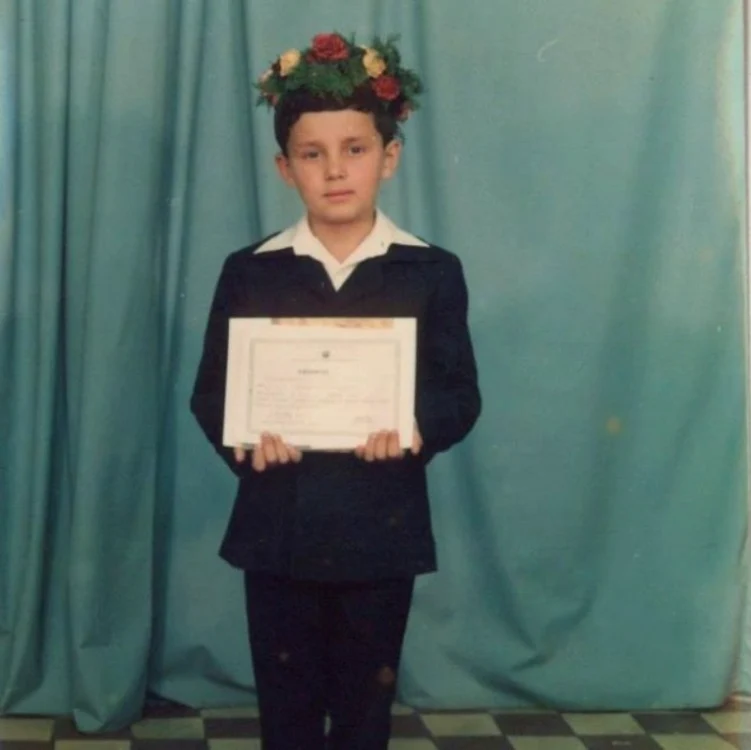 1 catalin maruta in copilarie jpg jpeg