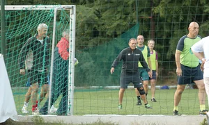 Balaci aleargă mai ceva ca în tinereţe jpeg