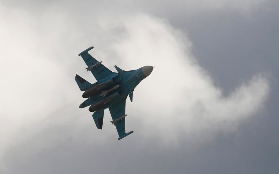 Piloţii de bombardiere ruseşti efectuează exerciţii cu omologii lor din Belarus
